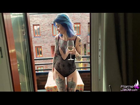 ❤️ Milzīga meitene sūc ar rīklīti un kaislīgi drāž zem klajas debess ☑ Porno vk pie porno lv.pornohammer.ru ️❤